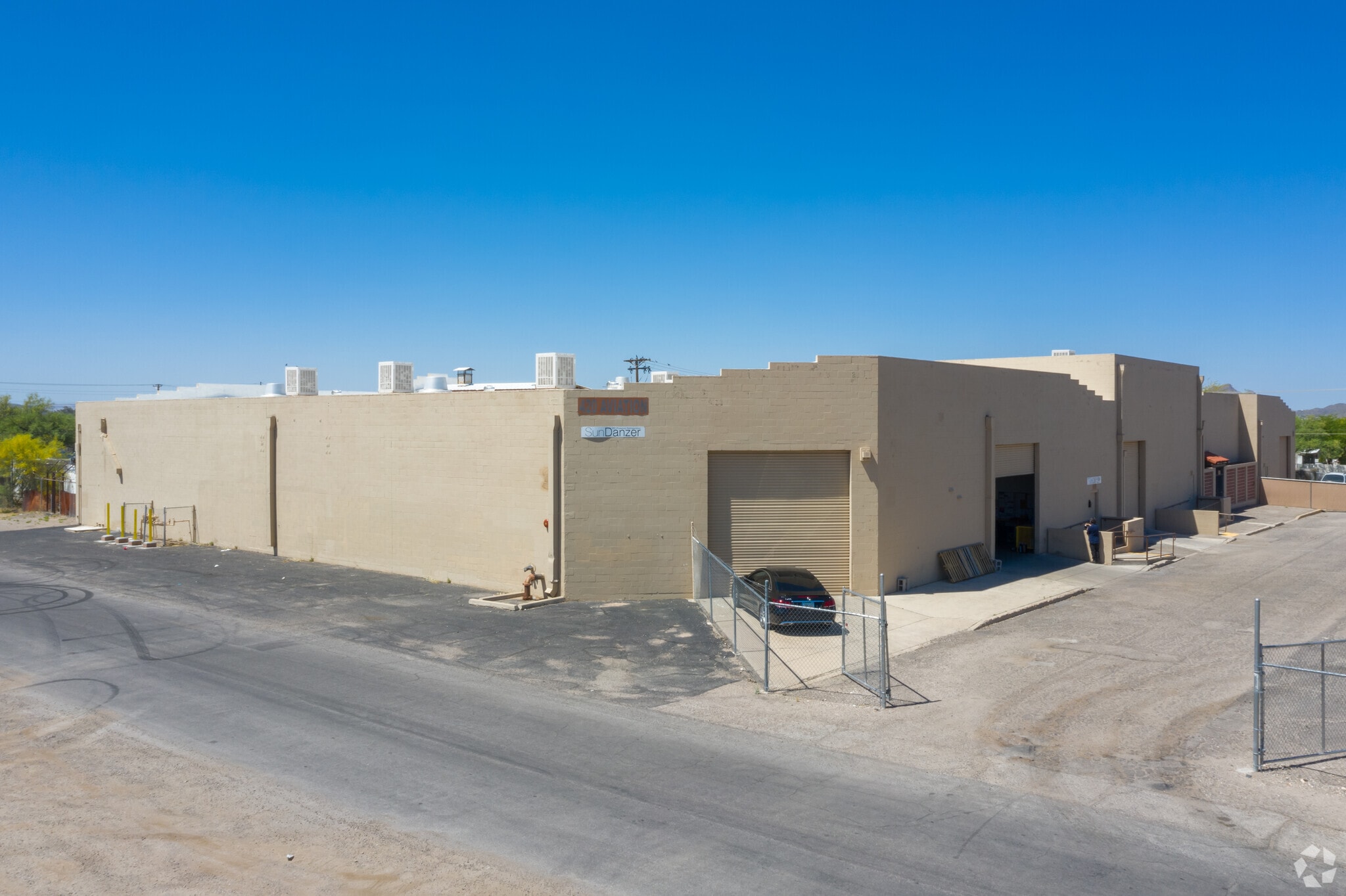 420 E Aviation Dr, Tucson, AZ for Rent