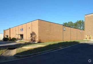 2910 Northeast Pky  