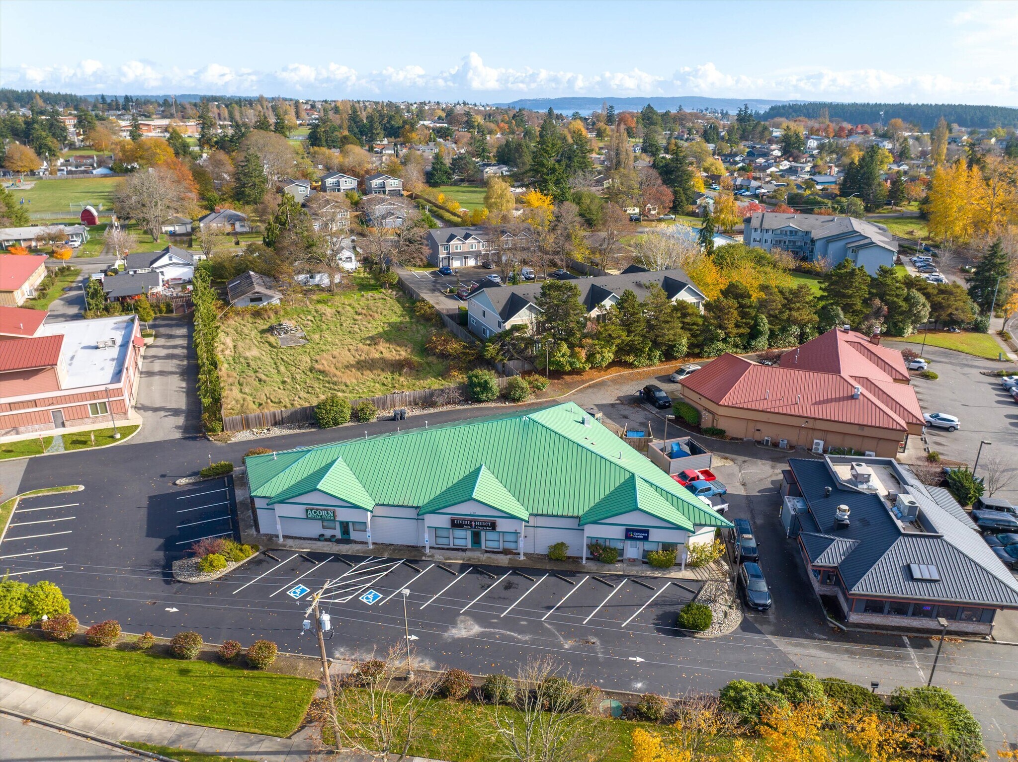 230 Cabot Dr, Oak Harbor, WA for Rent