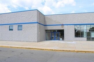 Fond Du Lac, WI Retail - 7-75 W Scott St