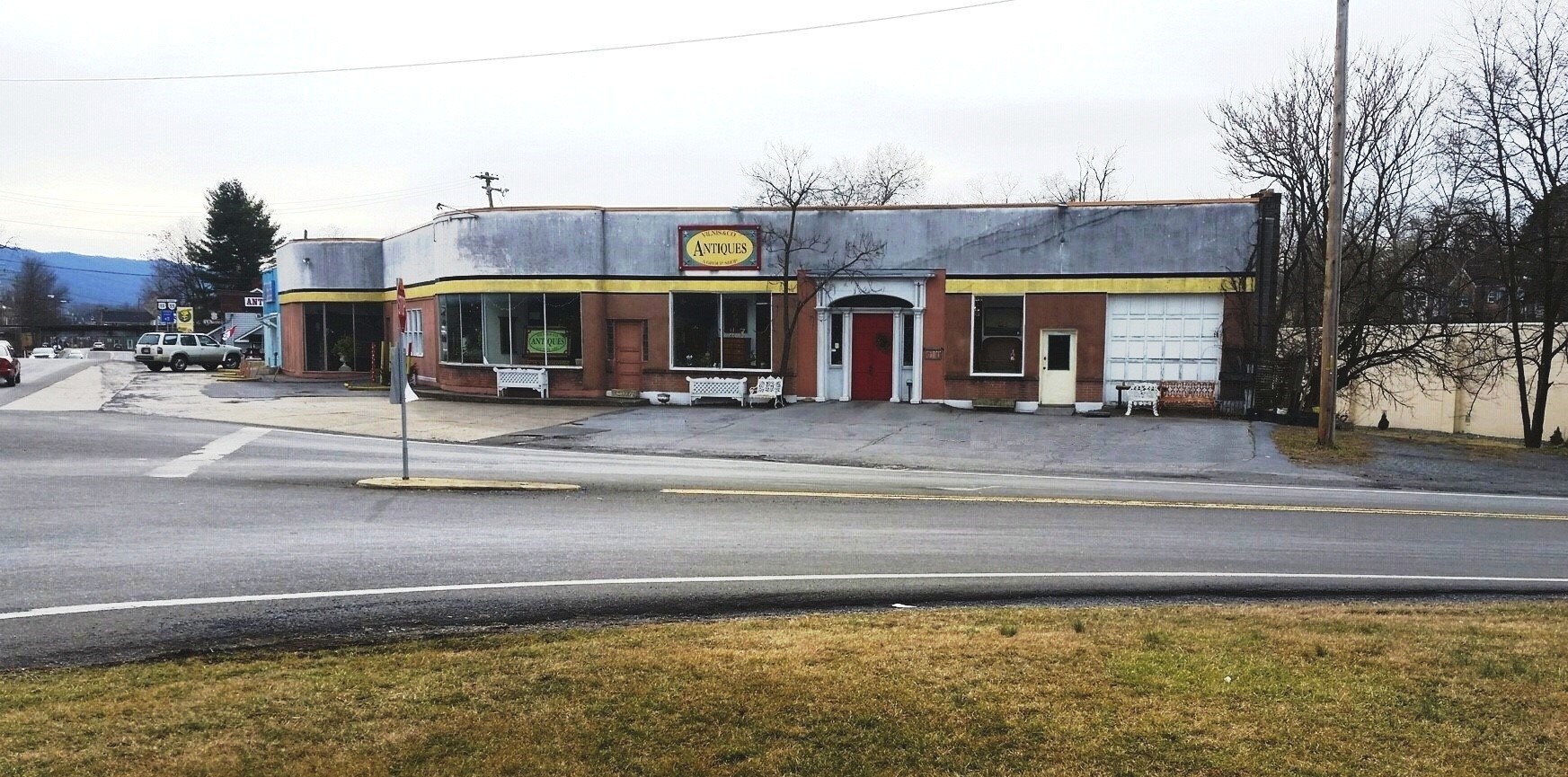 327 N Massanutten St Strasburg, VA 22657 Retail Property for Lease on