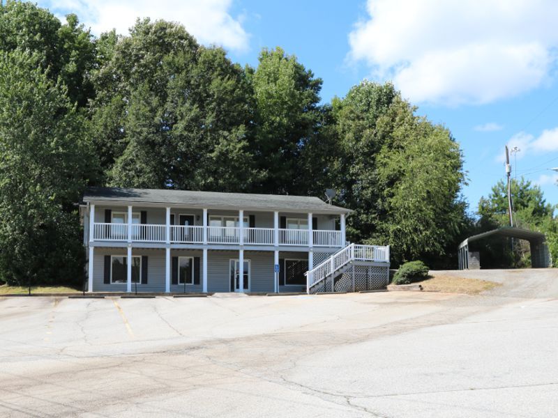 304 E Frontage Rd, Greer, SC for Rent