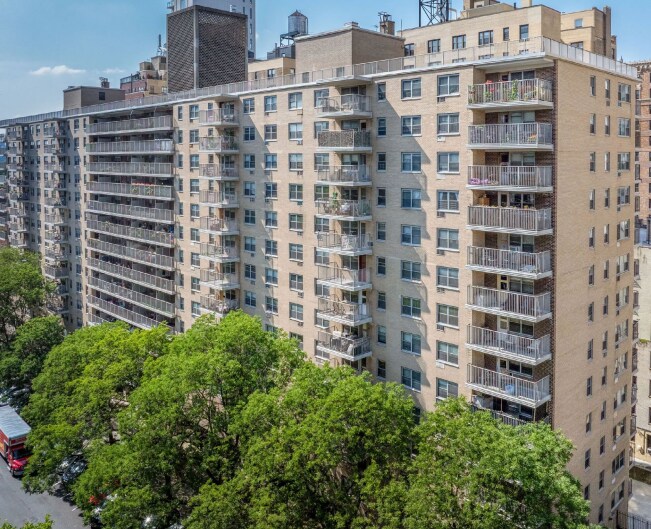 50 W 97th St, New York, NY for Rent