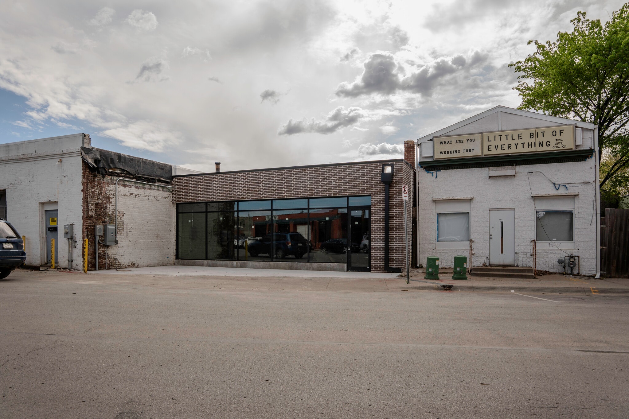 6135-6139 Military Ave, Omaha, NE for Rent