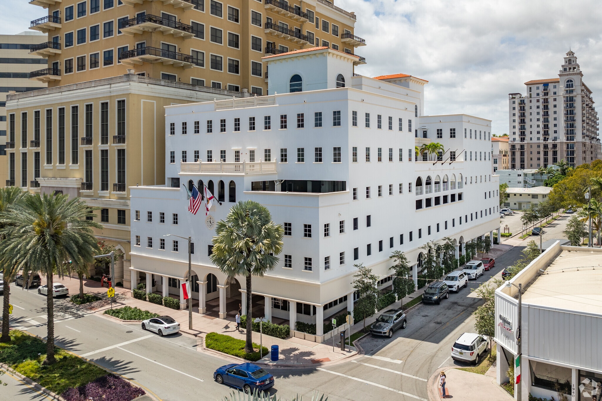 2000 Ponce de Leon Blvd, Coral Gables, FL for Rent