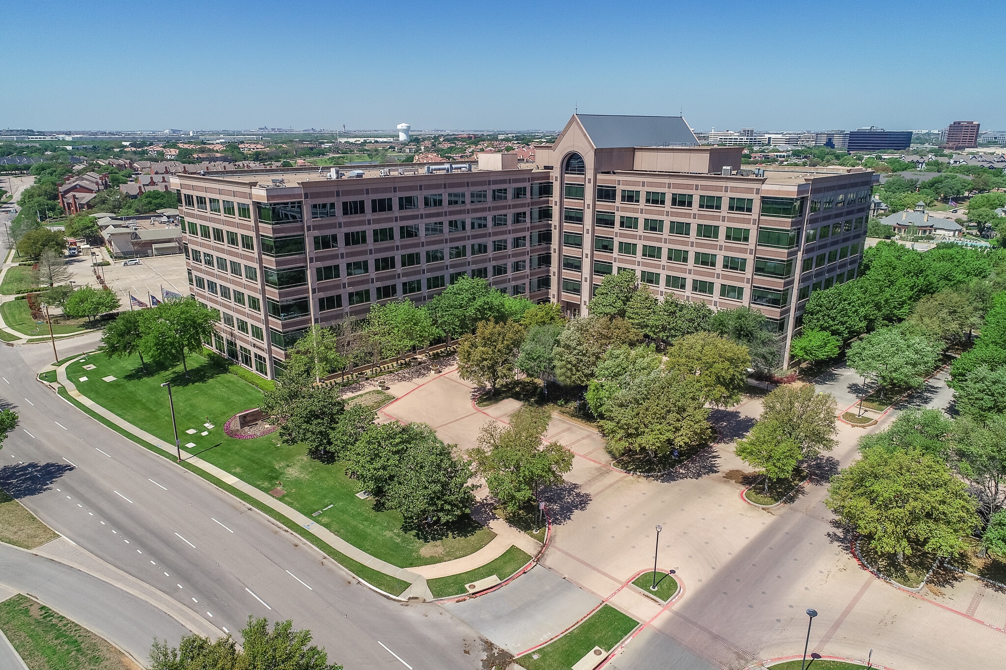 919 Hidden Ridge Dr, Irving, TX for Rent