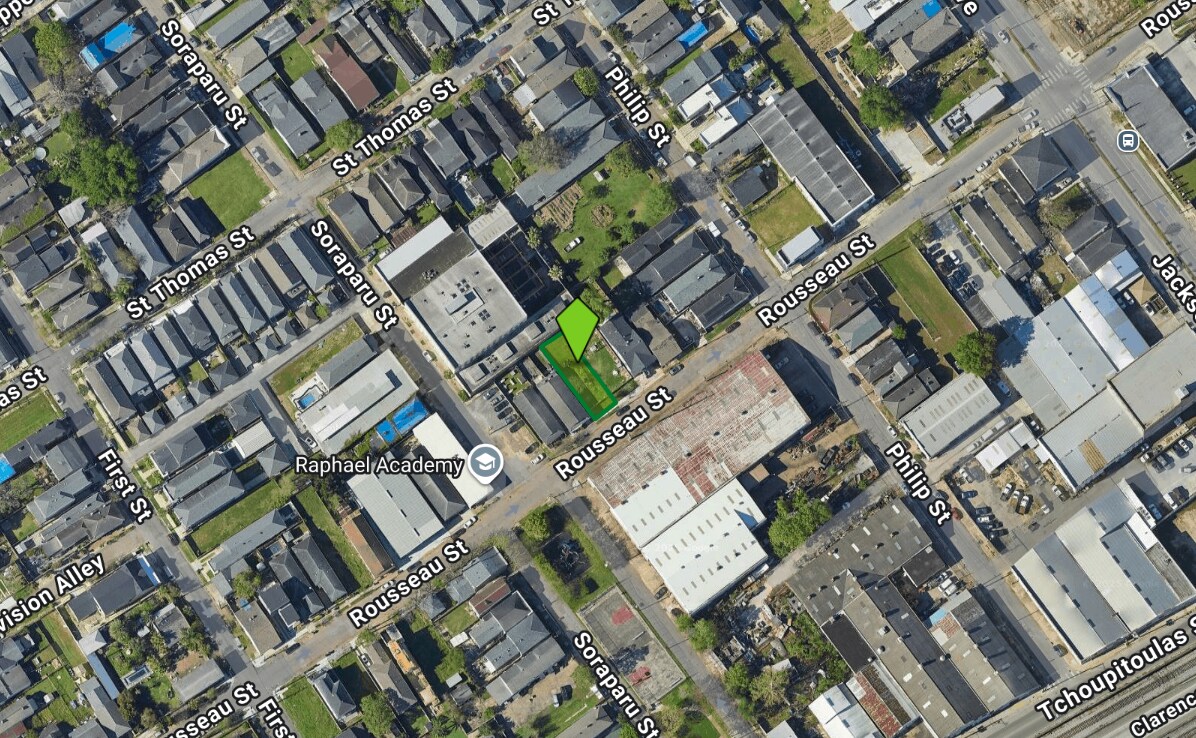 2325 Rousseau St, New Orleans, LA for Sale