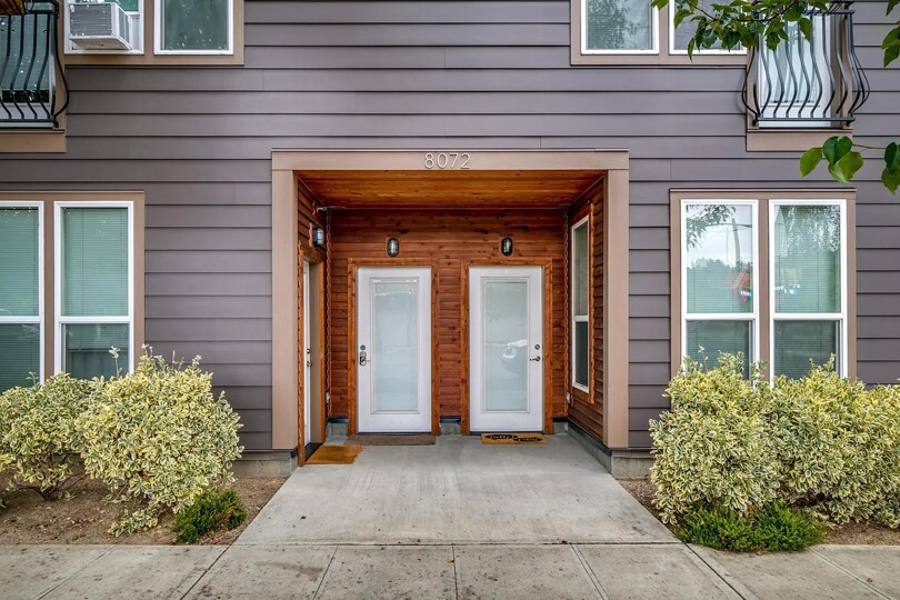 8072 SE 6th Ave, Portland, OR for Sale