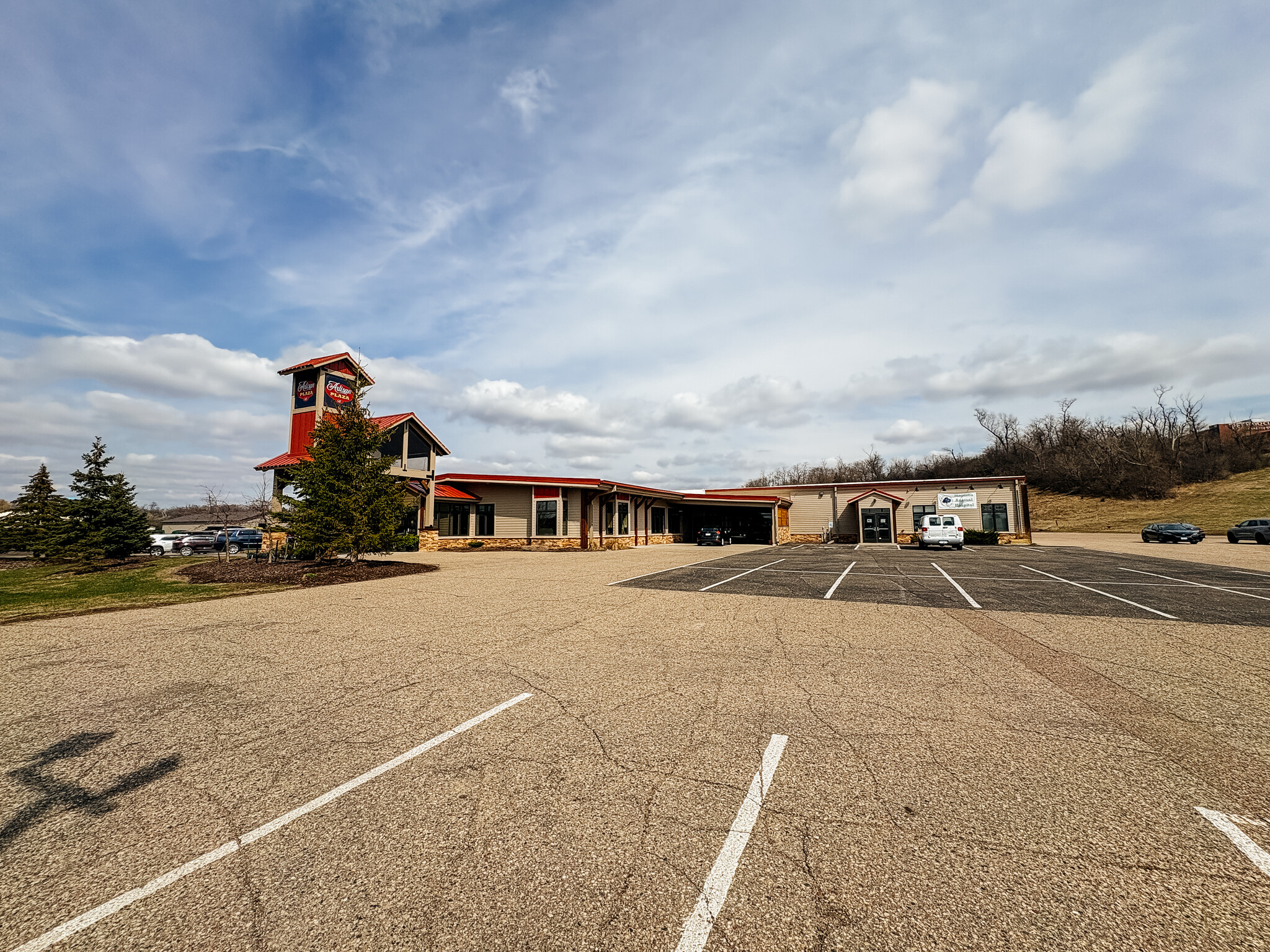 1233 4th St S, Cannon Falls, MN for Rent