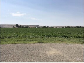 TBD 9 W Cambridge Ct