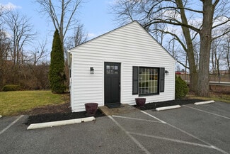 New Albany, OH Office/Retail - 153 E Dublin Granville Rd