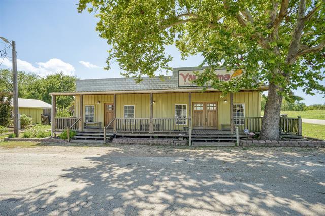 130 Gonzales St, Paige, TX for Sale