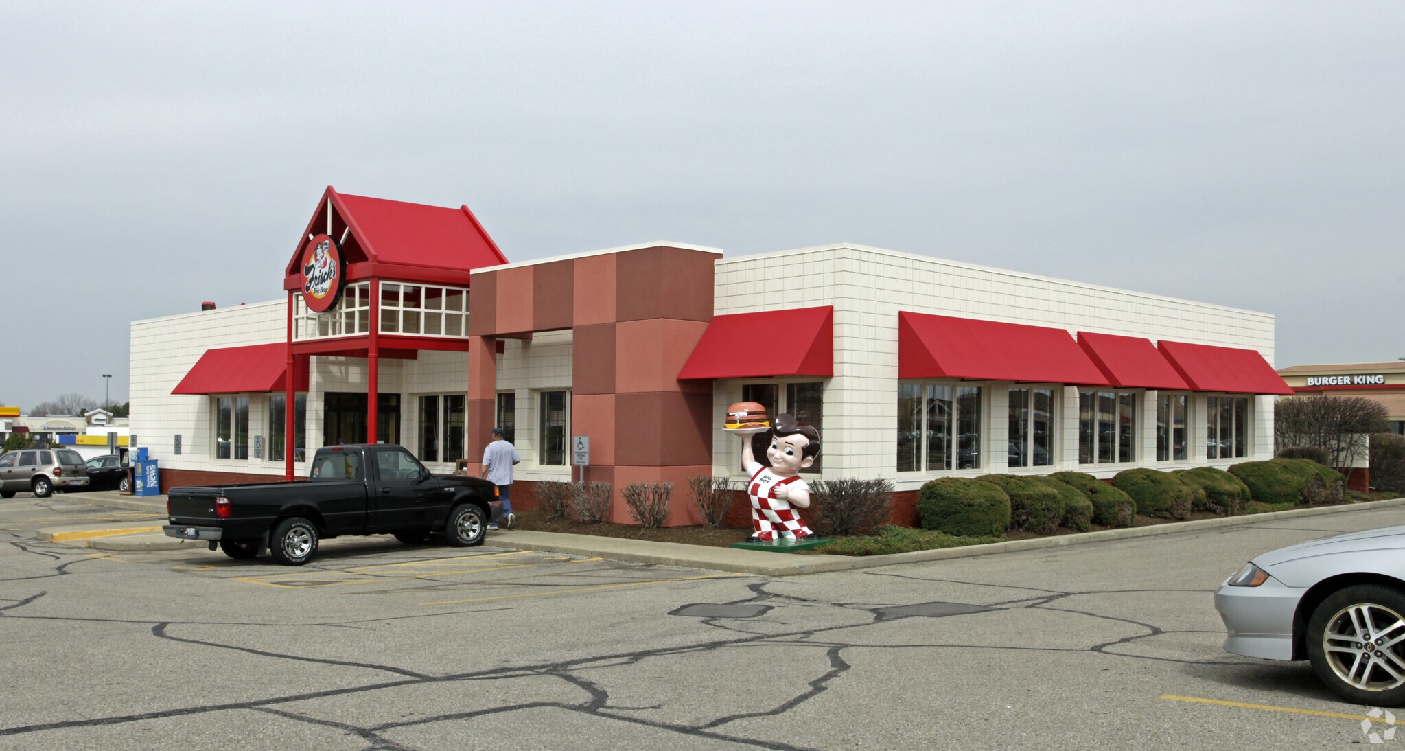 6188 Wilmington Pike, Bellbrook, OH for Rent