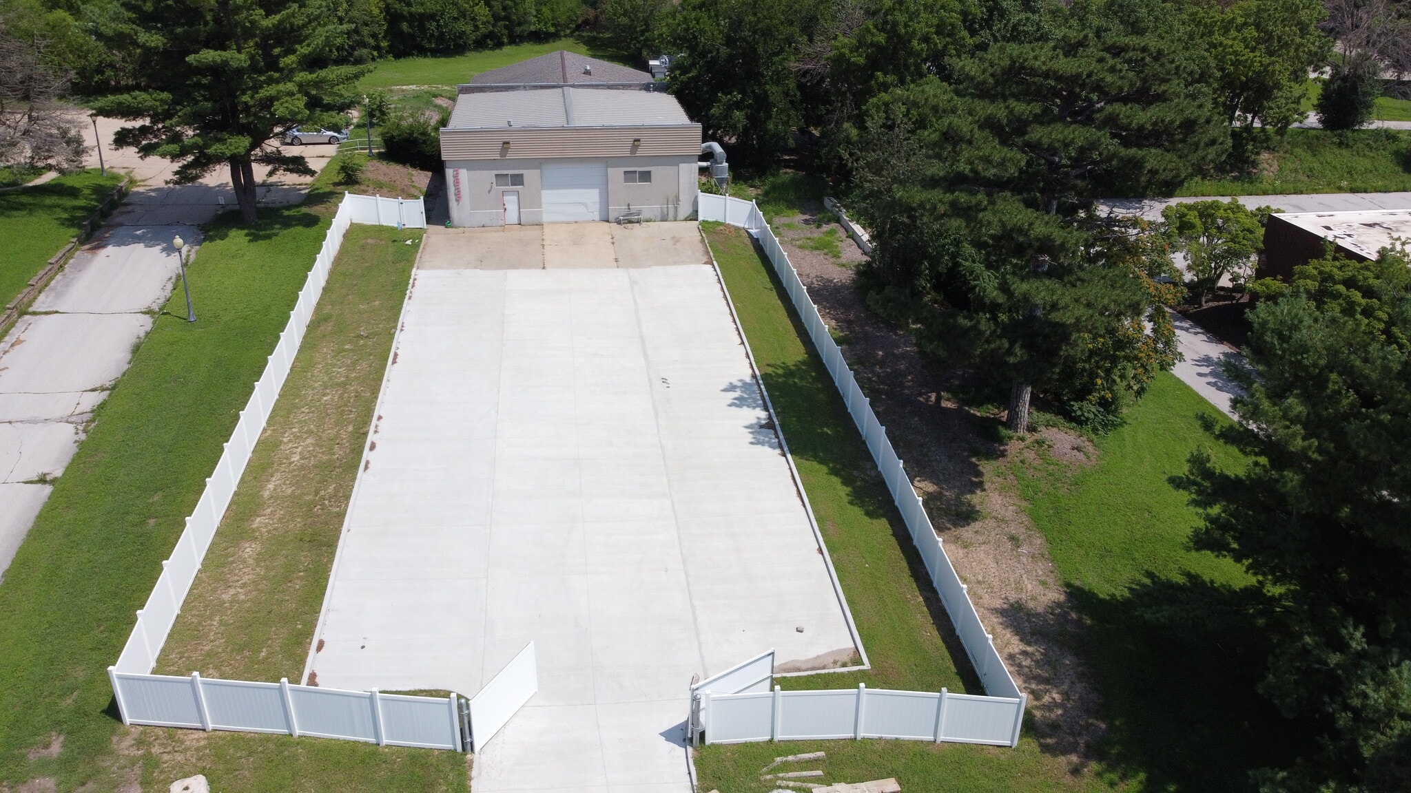 3839 Delaware Ave, Des Moines, IA for Sale