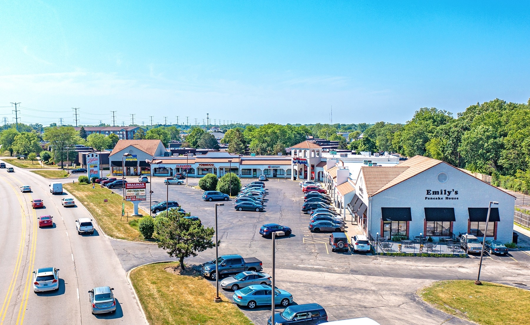 422-484 N Green Bay Rd, Waukegan, IL for Rent