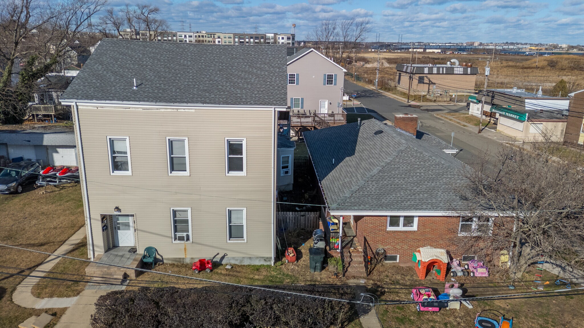 122 S Rosewell Ave, South Amboy, NJ for Sale