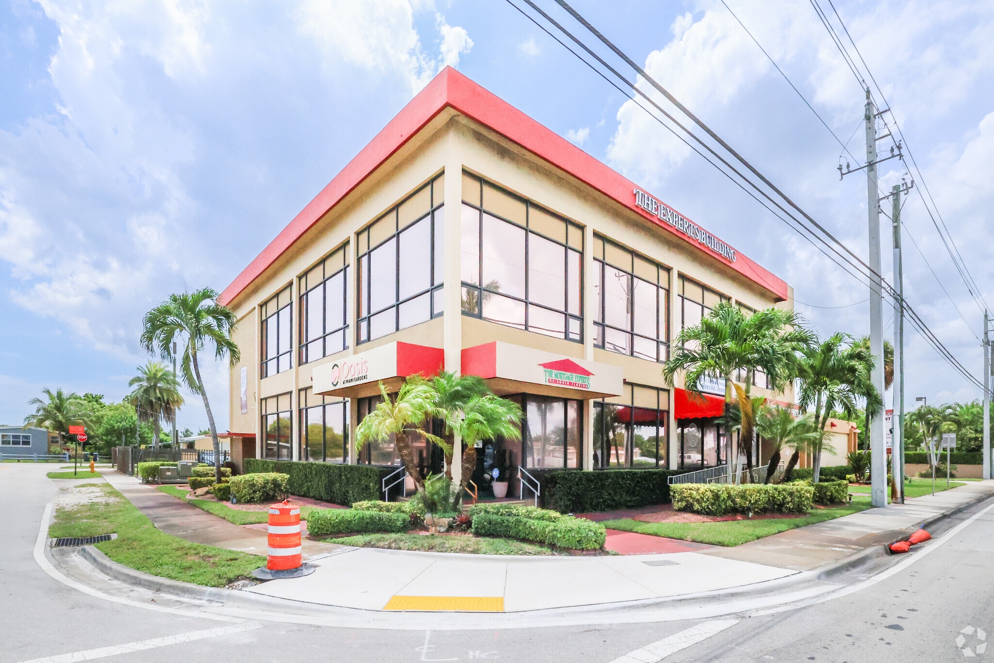 600-610 NW 183rd St, Miami, FL for Rent