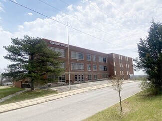 Kansas City, MO Schools - 2803 E 51st St