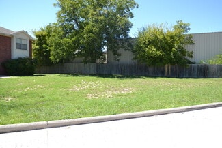 Junction, TX Apartments - 100 Shady River Dr Junction, TX Apartments - 100 Shady River Dr