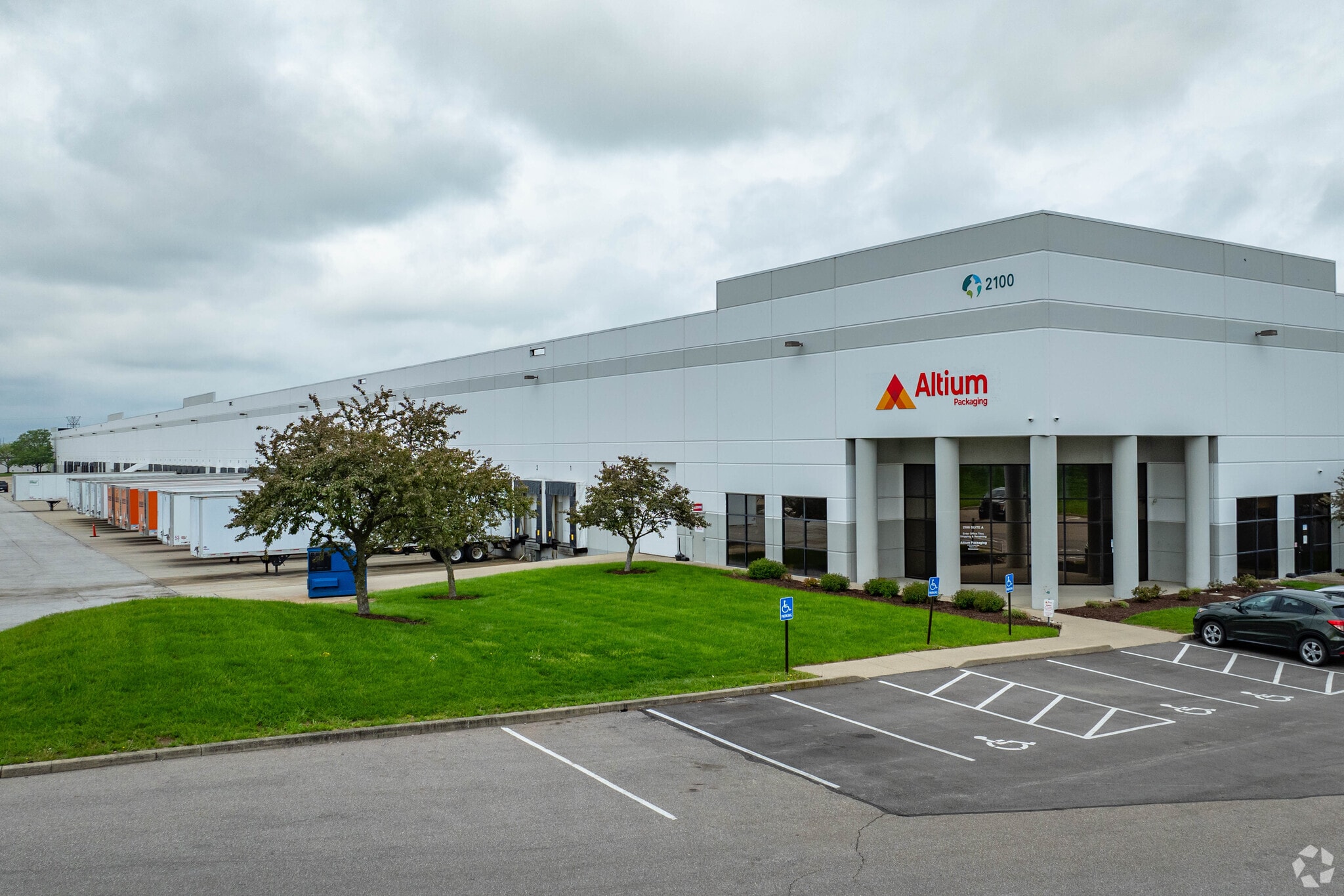 2100-2140 Global Way, Hebron, KY for Rent