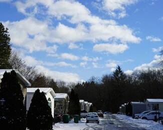 Poughkeepsie, NY Manufactured Housing/Mobile Housing - 575 Creek Rd Poughkeepsie, NY Manufactured Housing/Mobile Housing - 575 Creek Rd