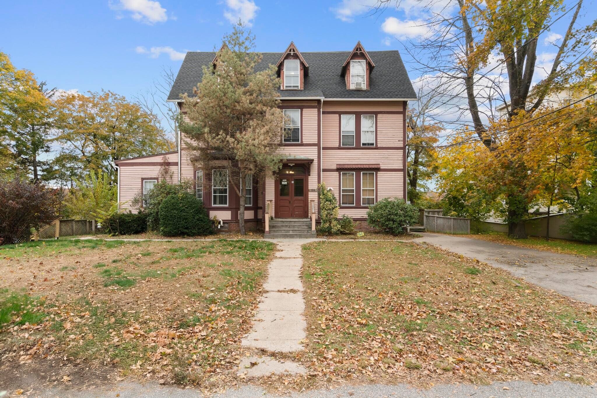 124 Washington St, Norwich, CT for Sale