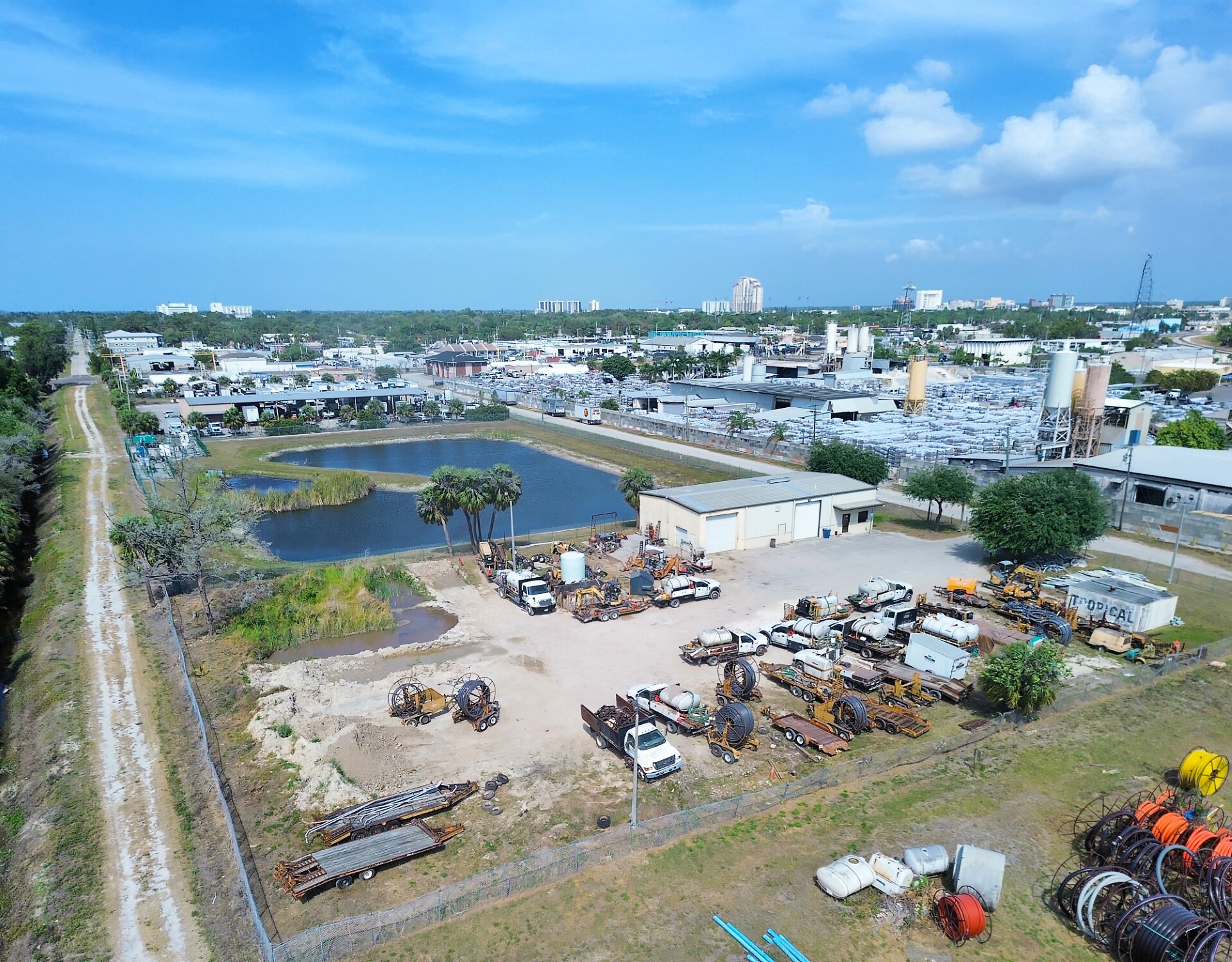 2742 Katherine St, Fort Myers, FL for Rent