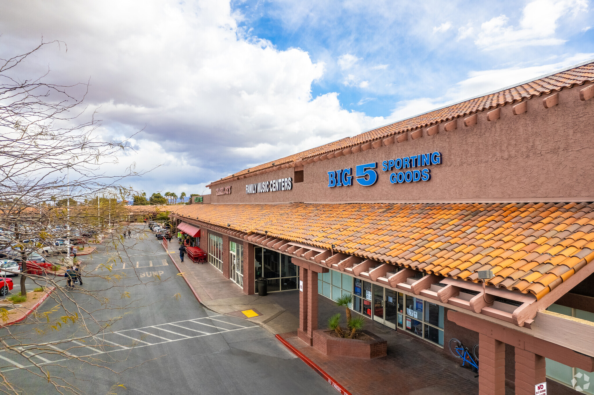 2702-2764 N Green Valley Pky, Henderson, NV for Rent