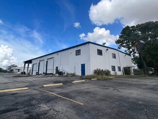 Pleasanton, TX Industrial - 7659 S US-281