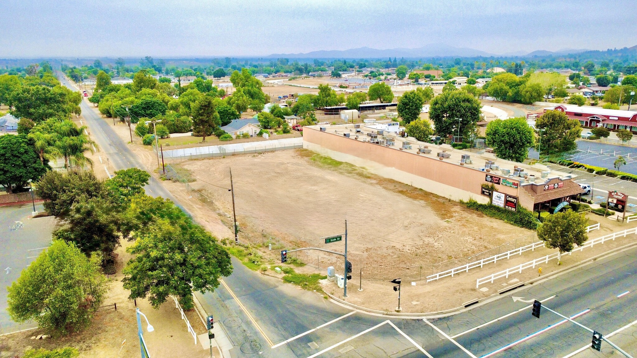 1233 6th St, Norco, CA for Sale