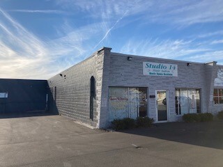 Indianapolis, IN Retail - 2419 E 56th St