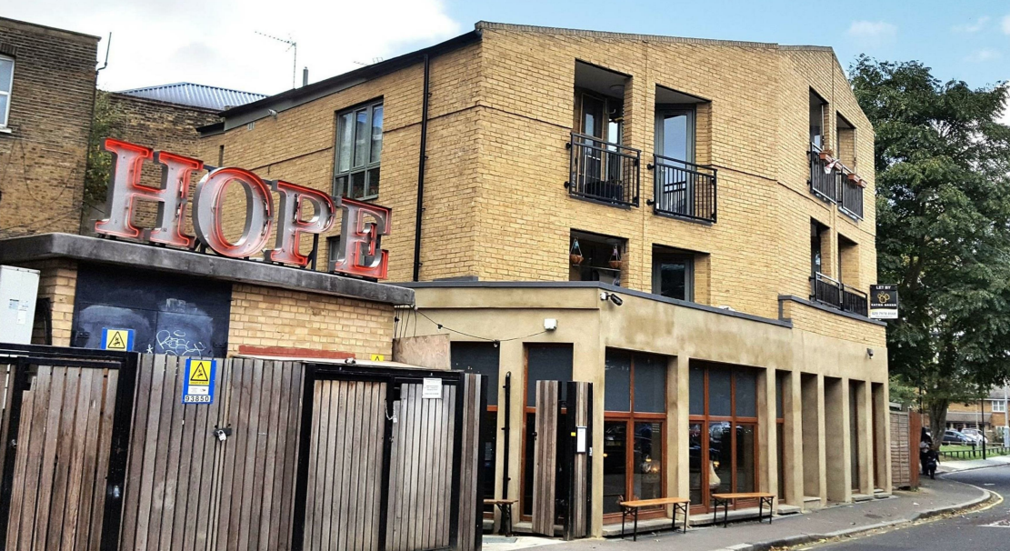 3-11 Melon Rd, London, LND for Rent