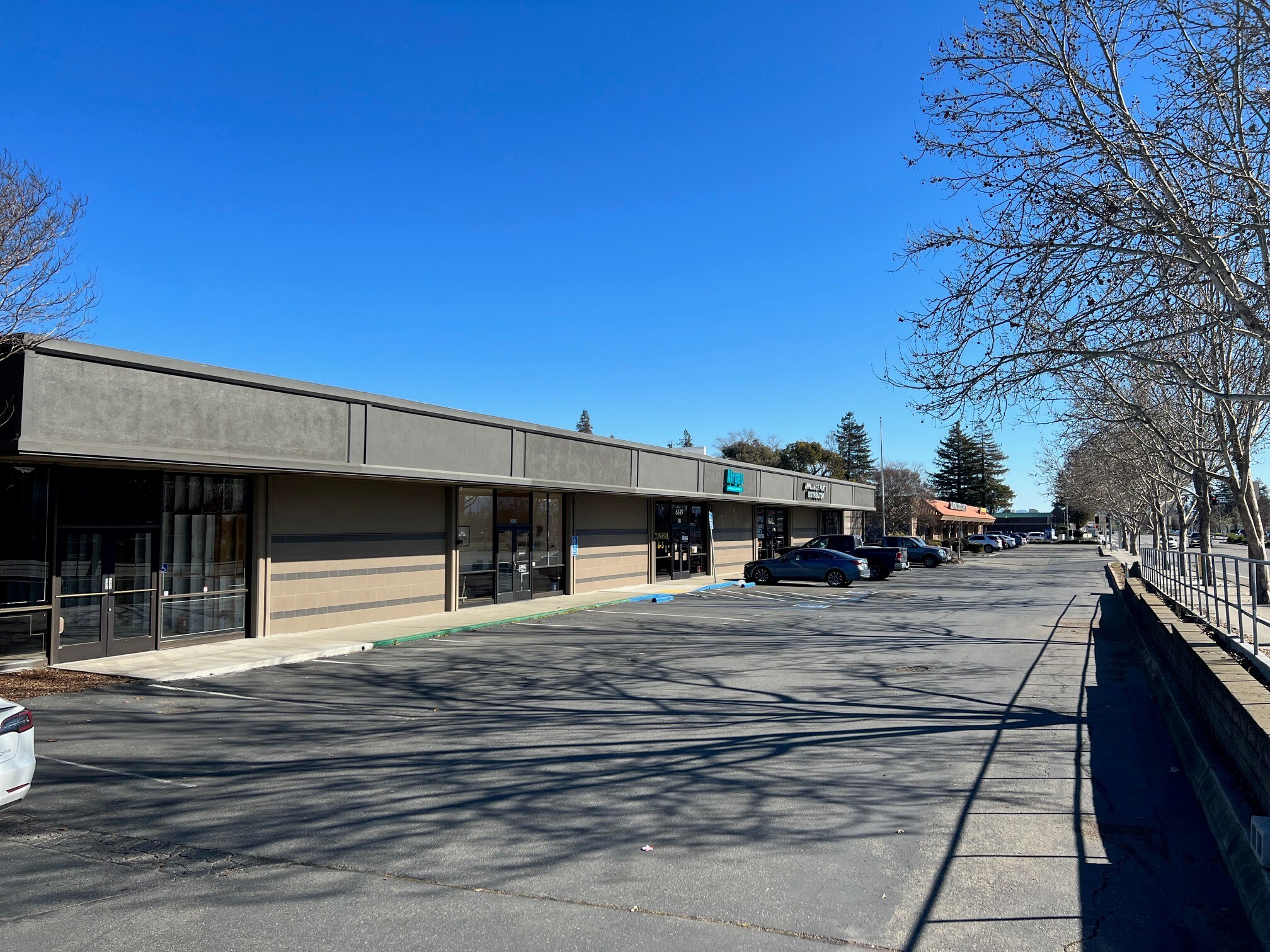 6841-6869 Dublin Blvd, Dublin, CA for Rent