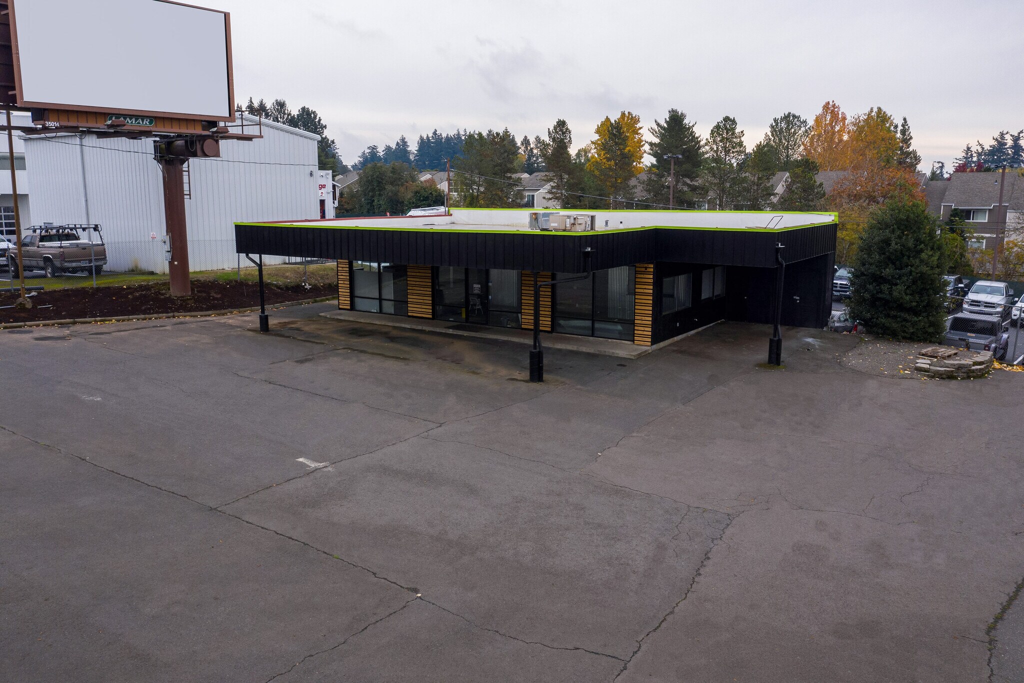 10680 SW Canyon Rd Beaverton, OR 97005 Retail Property for Lease on