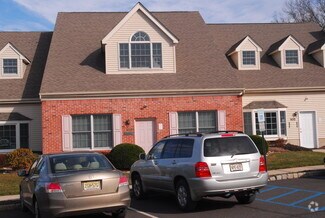 101-104 Towne Centre Dr  