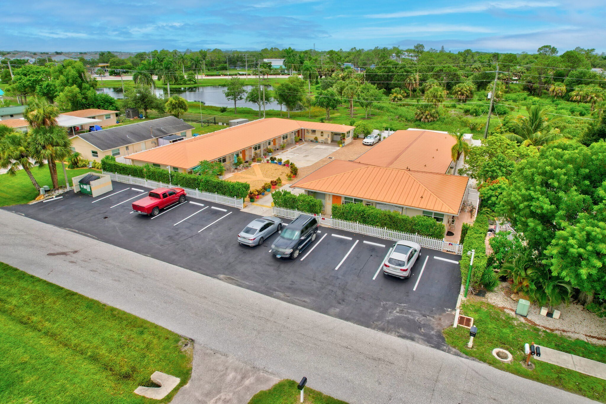 4520 Gulfstream Dr, Naples, FL for Sale