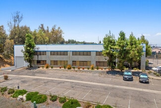 Escondido, CA Industrial - 325 State Pl