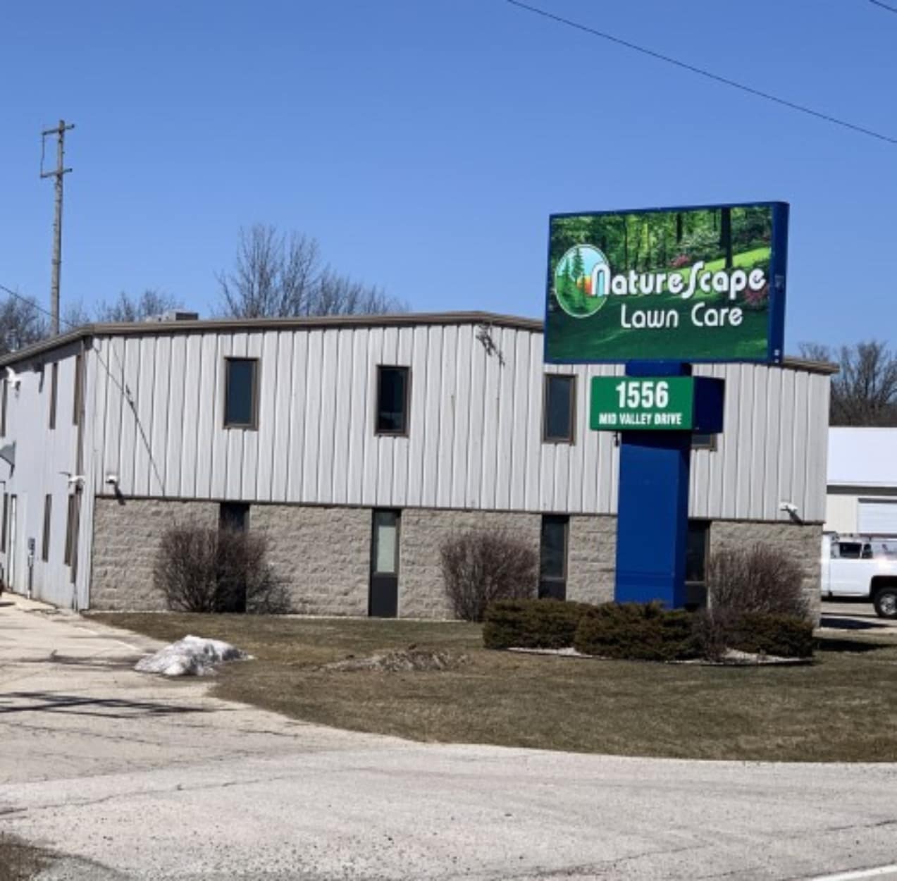 1556 Mid Valley Dr, De Pere, WI for Sale