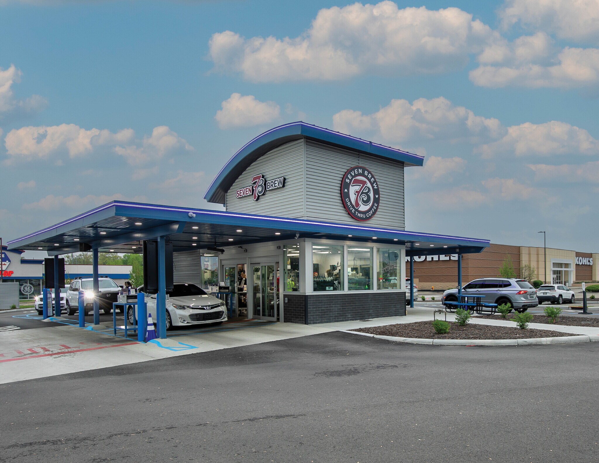 9201 Fields Ertel Rd, Cincinnati, OH for Sale
