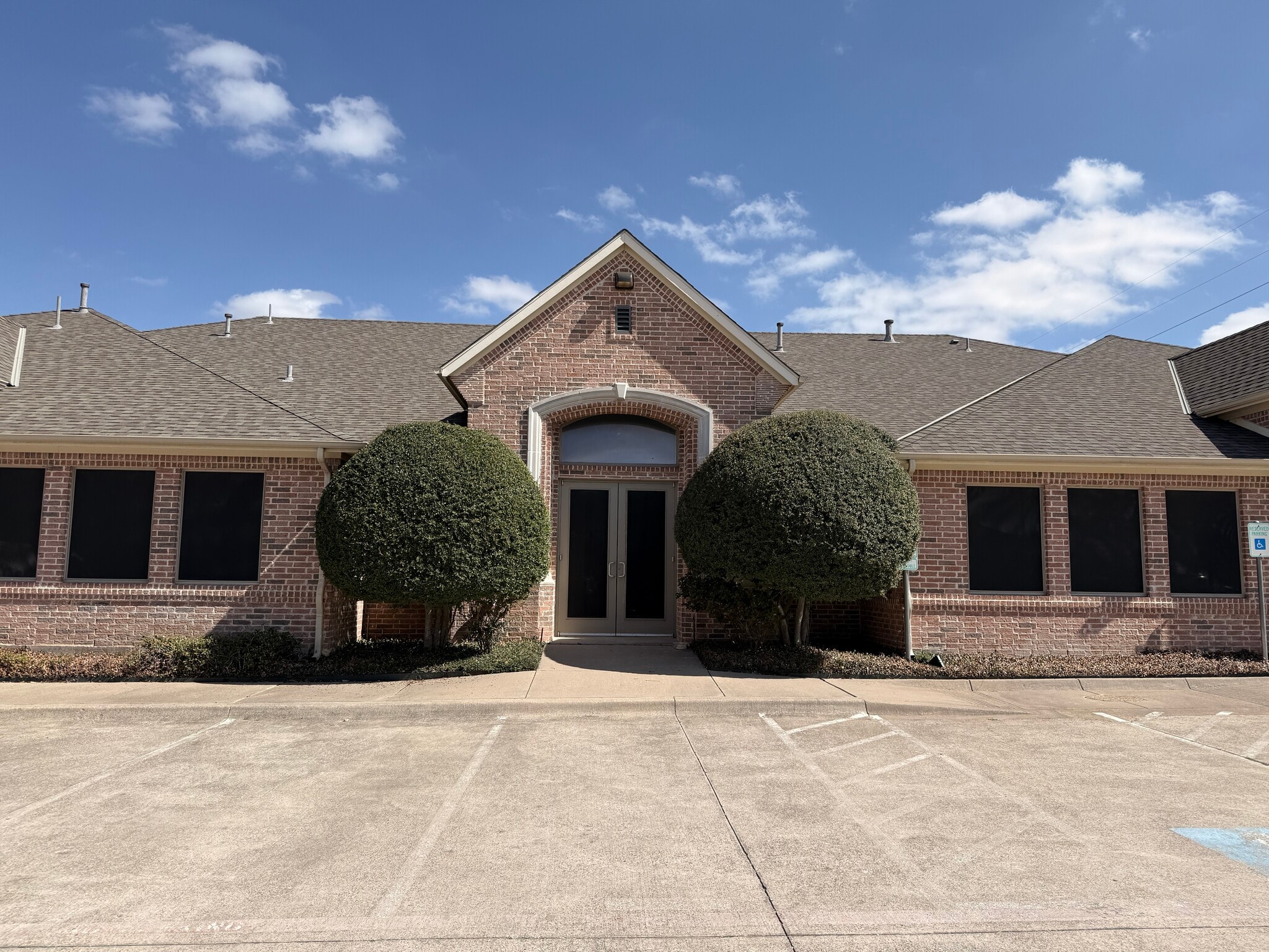 5208 Village Creek Dr, Plano, TX for Sale