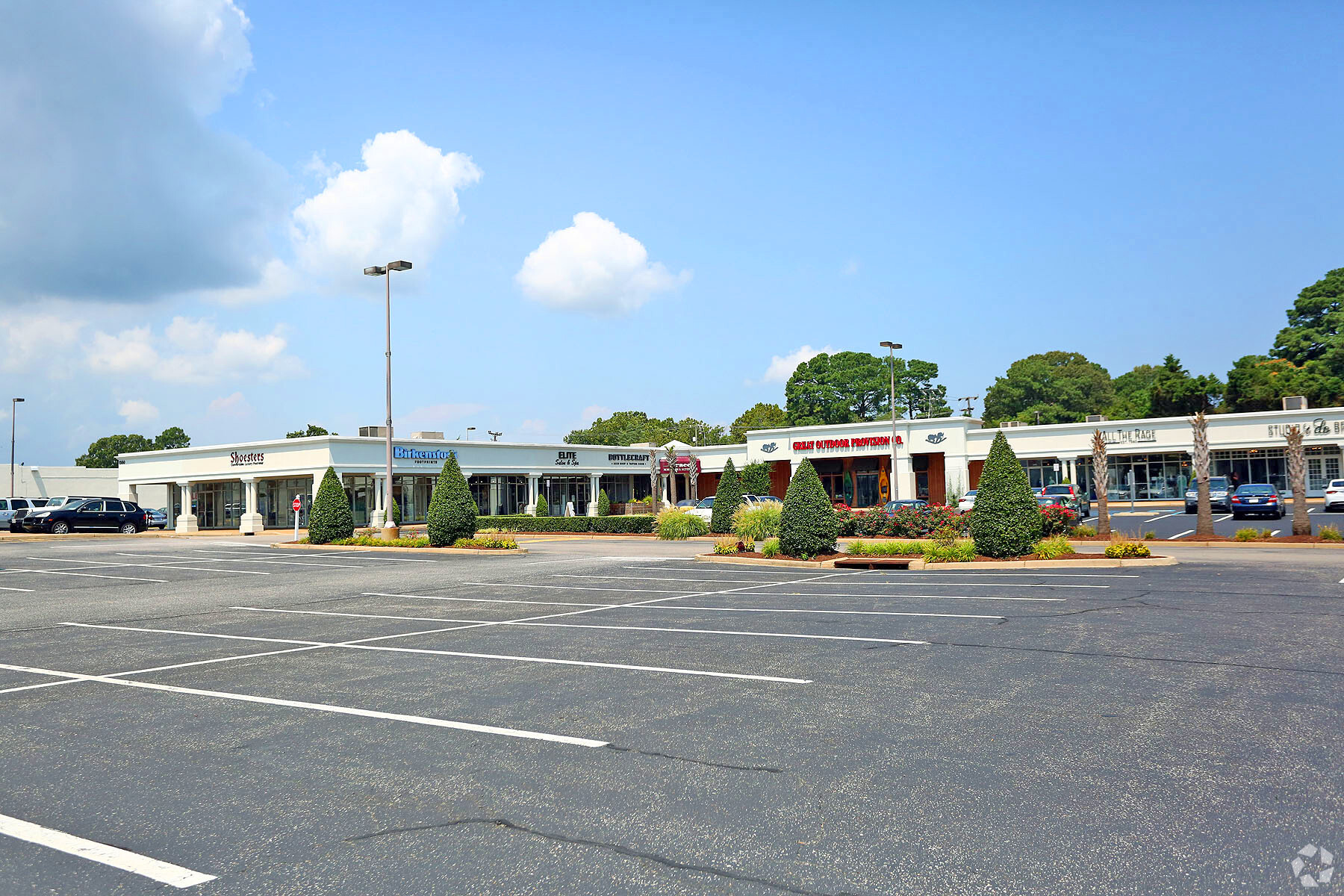 1554-1560 Laskin Rd, Virginia Beach, VA for Rent