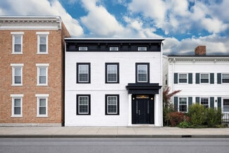 Hudson, NY Apartments - 208 Warren St