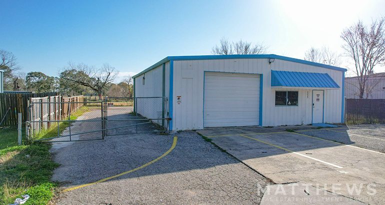 2235 S Houston Ave, Humble, TX for Rent