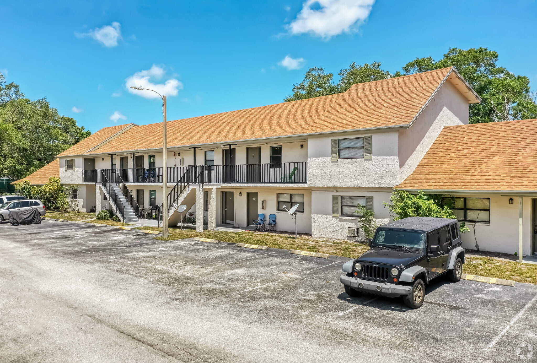 2166 Bradford St Clearwater, FL 33760 MultiFamily Property for Lease