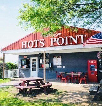 Sodus Point, NY Restaurant - 8482 Greig St