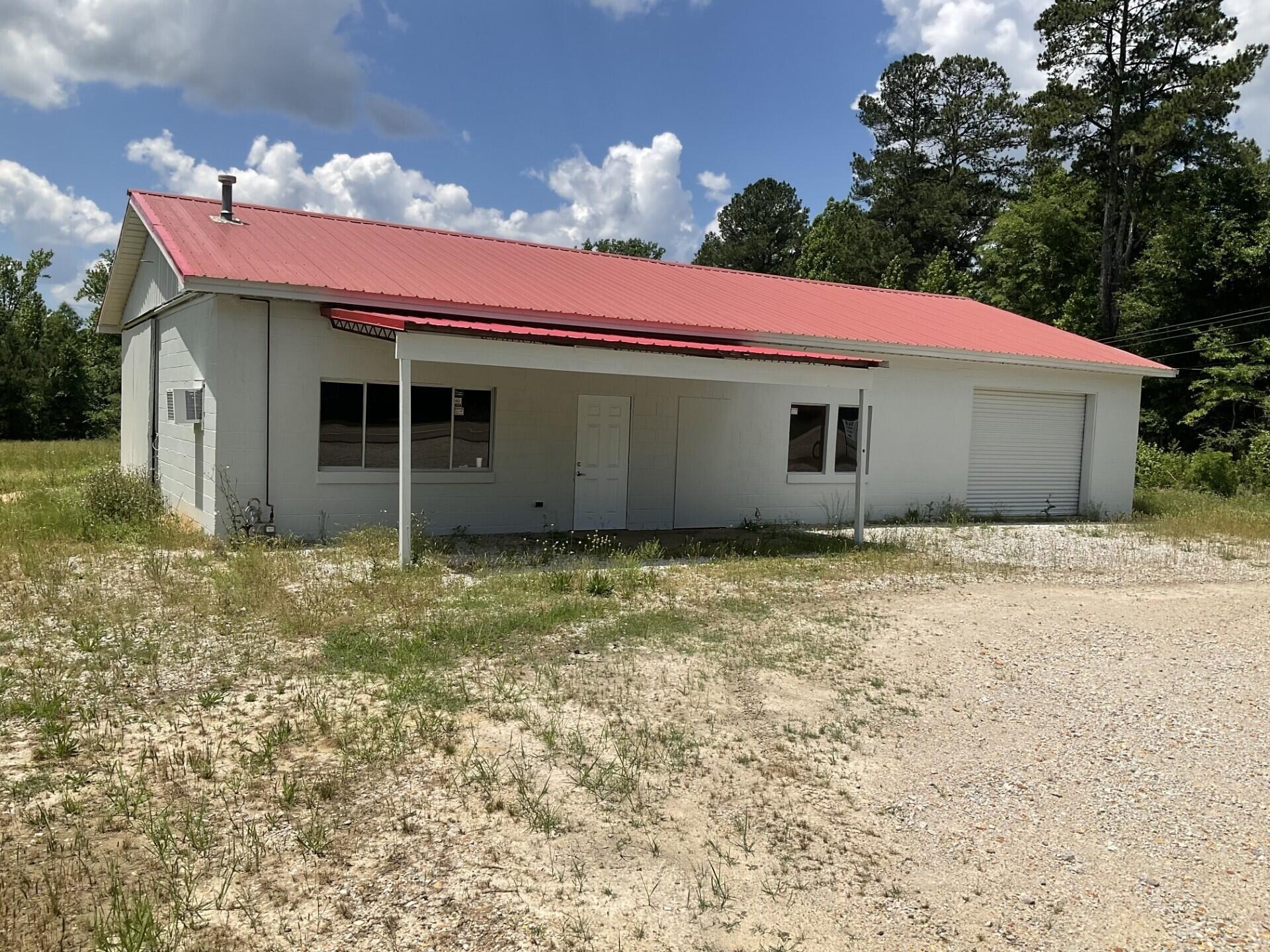 2118 Highway 178 E, Blue Springs, MS for Rent