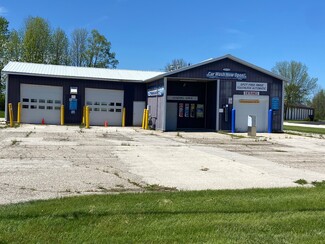 Kewaunee, WI Car Washes - 921 Marquette Dr