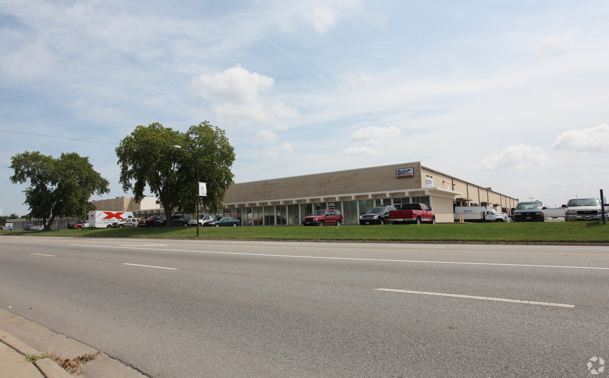 801-827 S 7th St Tfwy, Kansas City, KS for Rent