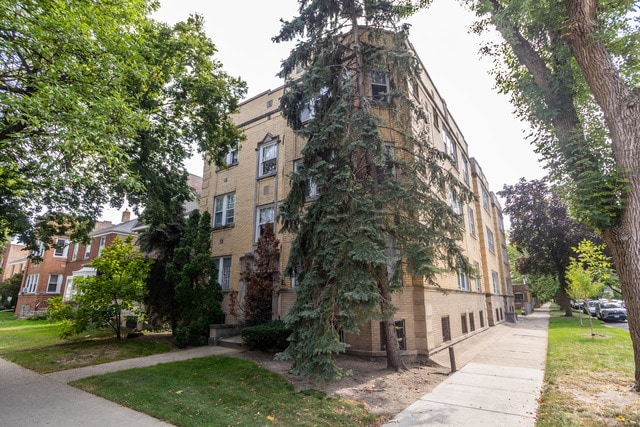 2249 W Touhy Ave, Chicago, IL for Sale