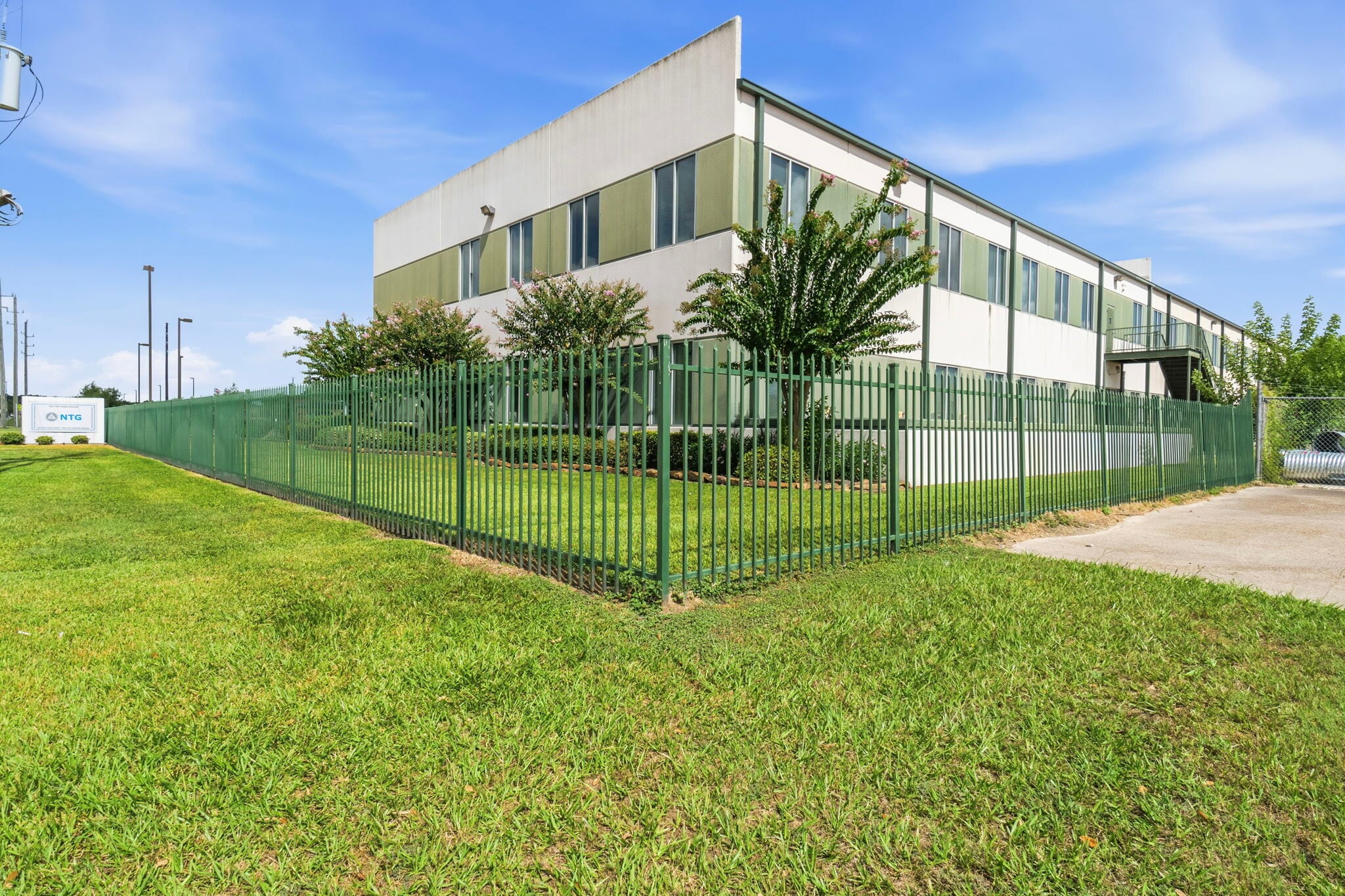 911 Regional Park Dr, Houston, TX for Sale